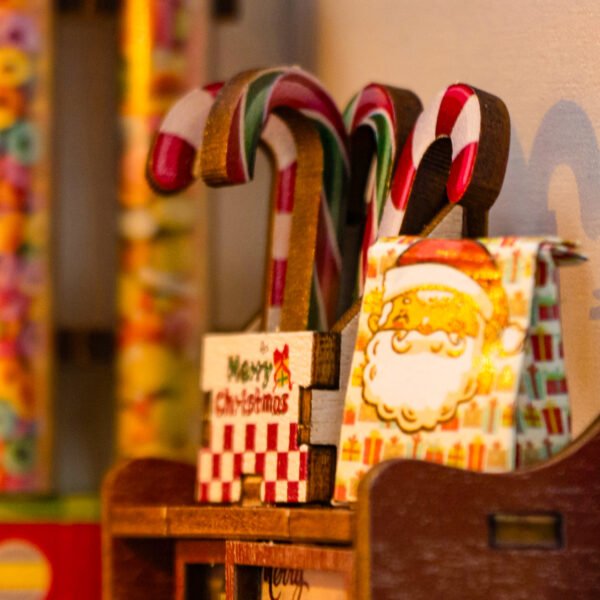 Candy House - Image 10